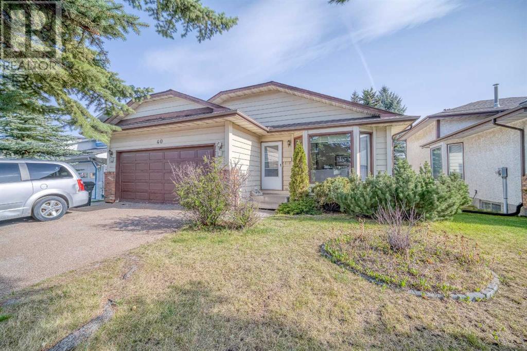 40 Edgeridge Way Nw, Calgary, Alberta  T3H 4H4 - Photo 1 - A2219731