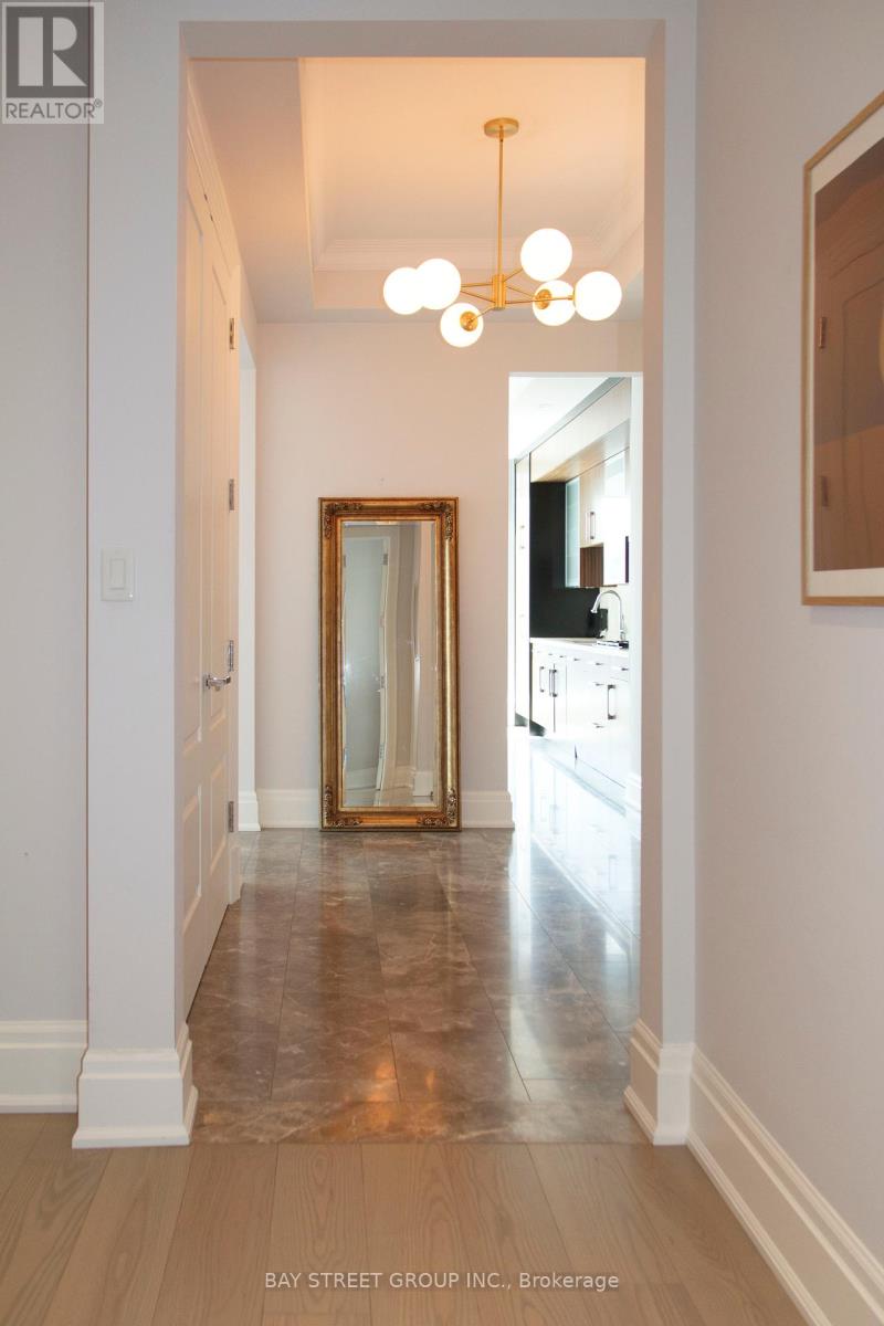 2203 - 55 Scollard Street S, Toronto, Ontario  M5R 0A1 - Photo 4 - C12139902