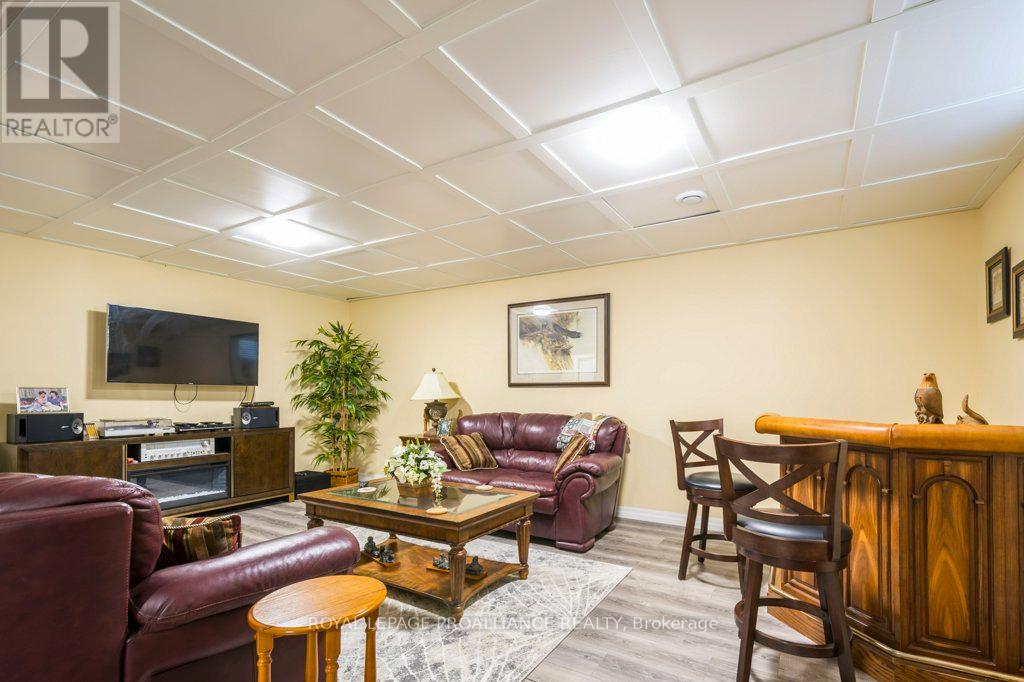 54 Stonecrest Boulevard, Quinte West, Ontario  K8R 0A4 - Photo 24 - X11979370