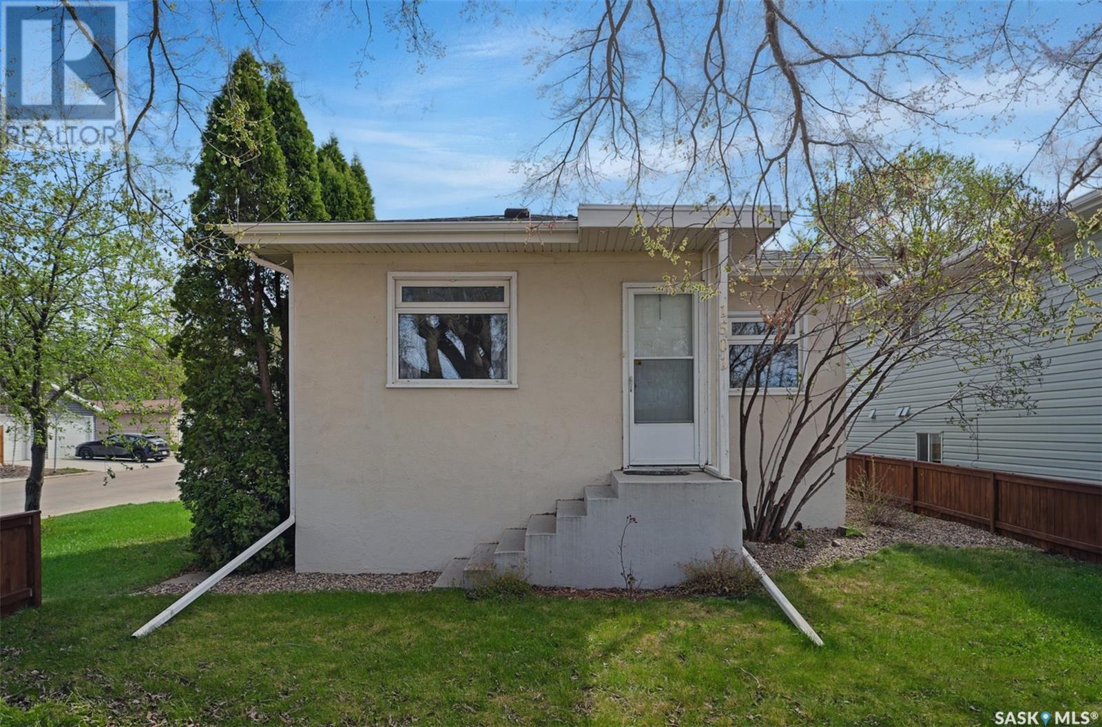 Property at 1501 Kilburn AVENUE image 3