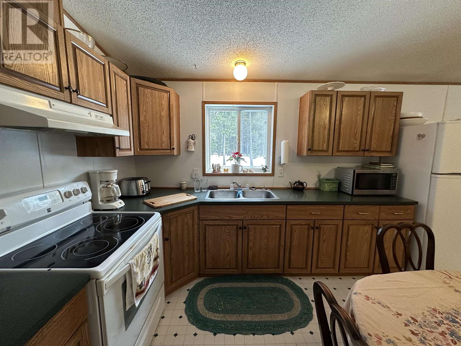 5793 Little Fort 24 Highway, 100 Mile House, British Columbia  V0K 2E2 - Photo 23 - R2970762