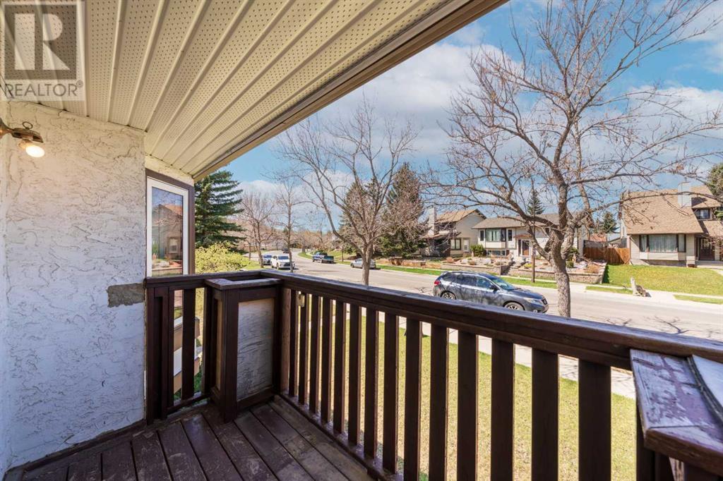 1275 Berkley Drive Nw, Calgary, Alberta  T3K 1T2 - Photo 8 - A2219032