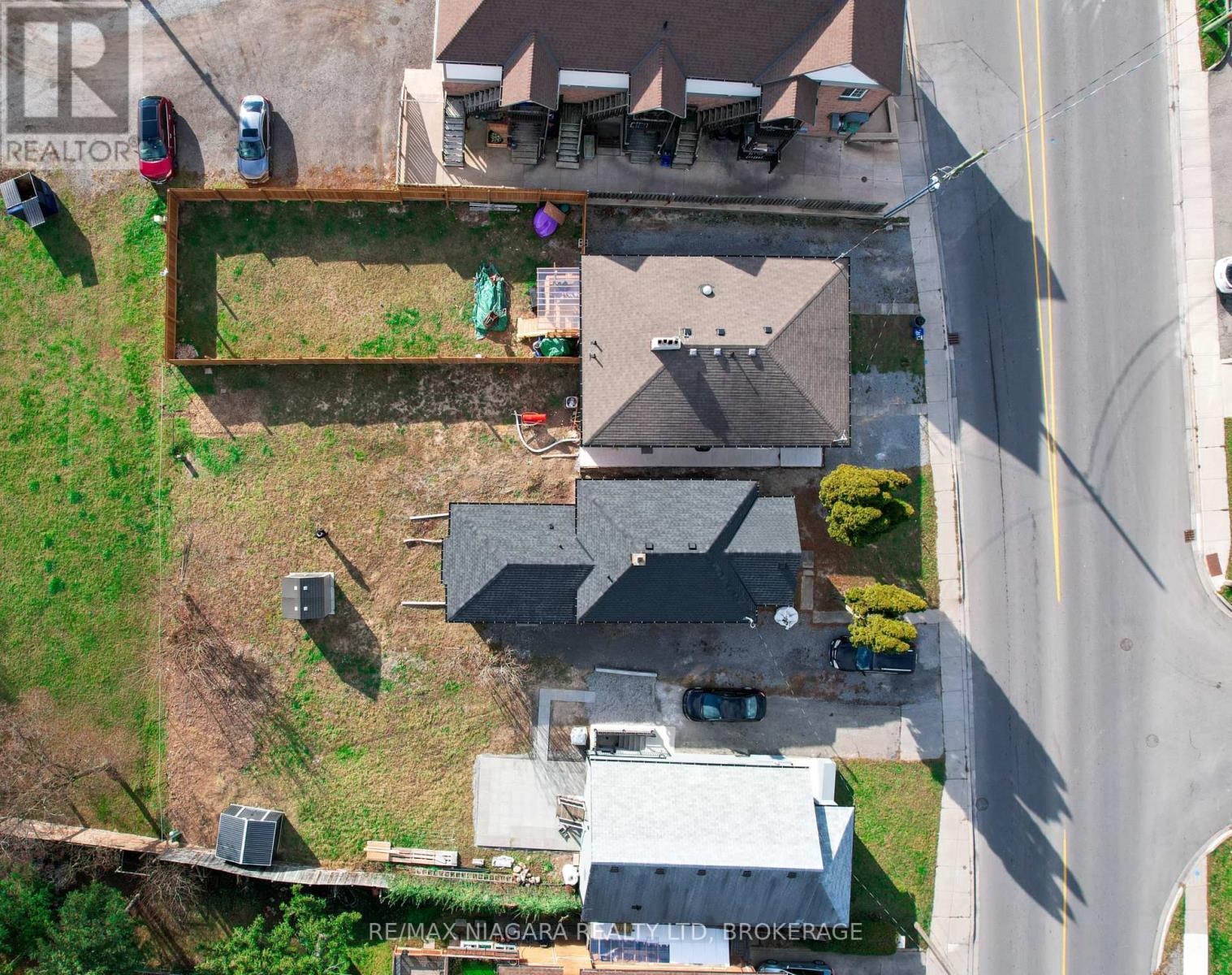 233 Pelham Road, St. Catharines, Ontario  L2S 1W8 - Photo 38 - X12139909