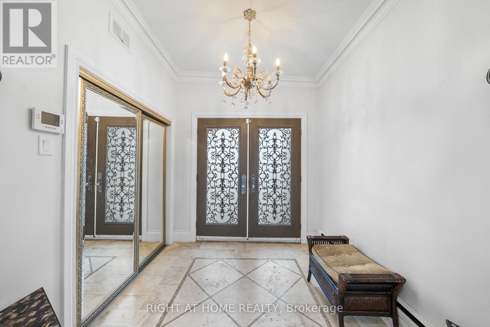 Property at 40 HEATHVIEW AVENUE image 2