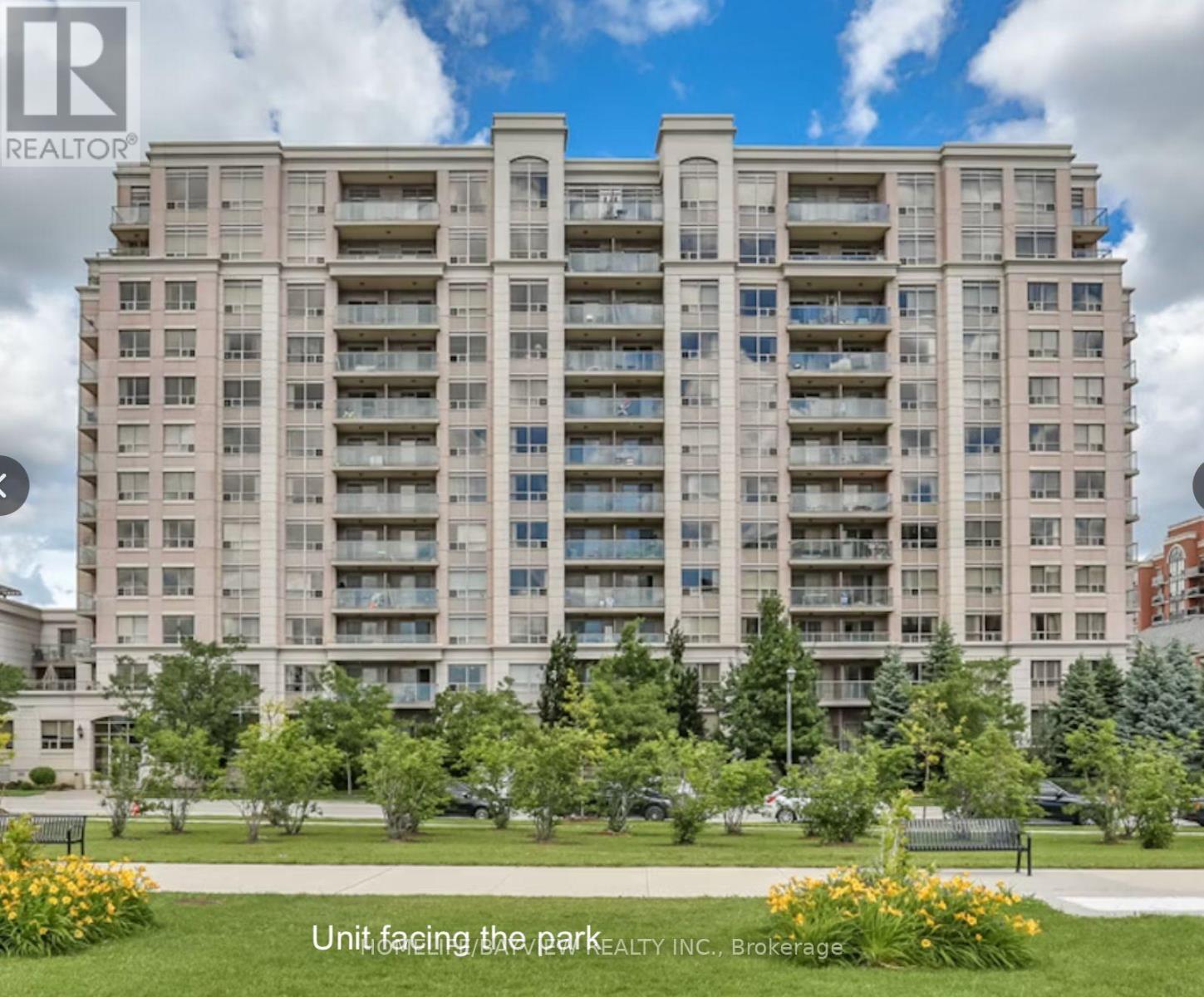 211 - 37 GALLERIA PARKWAY, Markham, Ontario