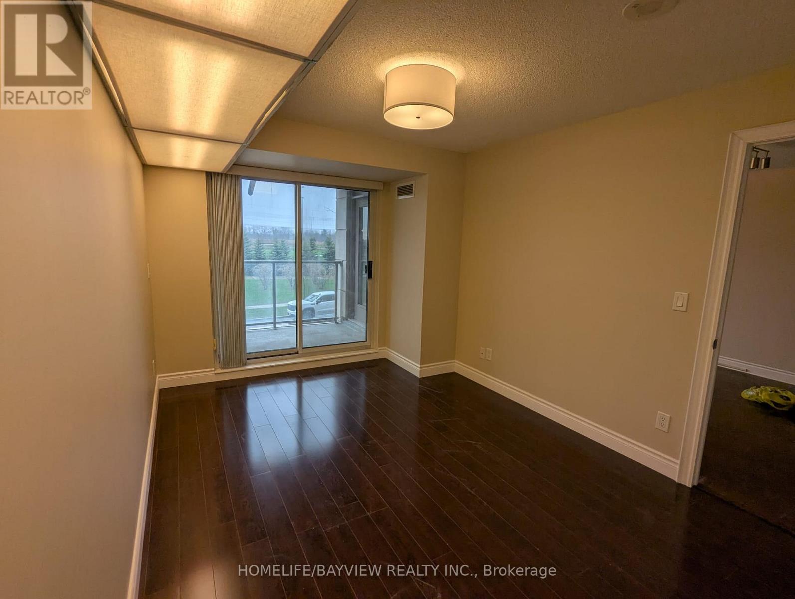 211 - 37 Galleria Parkway, Markham, Ontario  L3T 0A5 - Photo 11 - N12139931