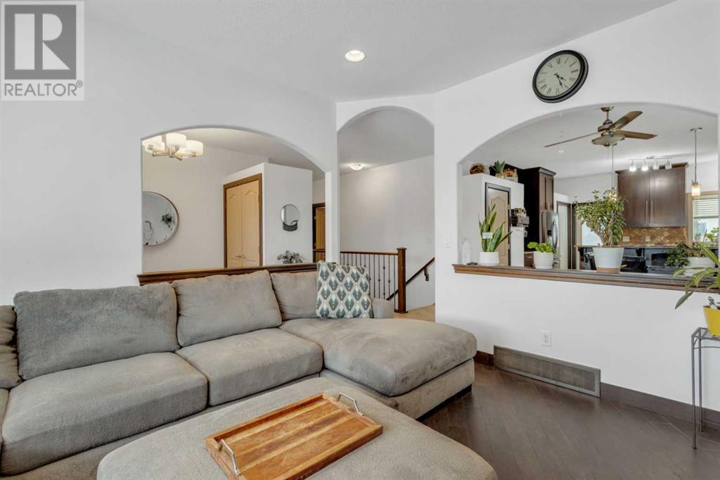 Property at 11 Lakeland Road image 3