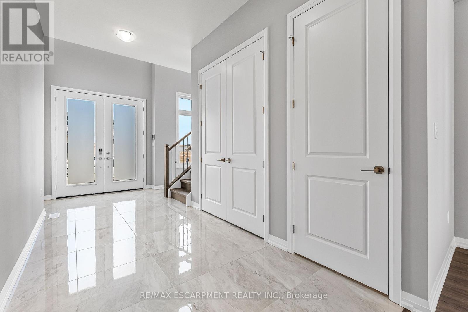 Property at 90 ACACIA ROAD image 4