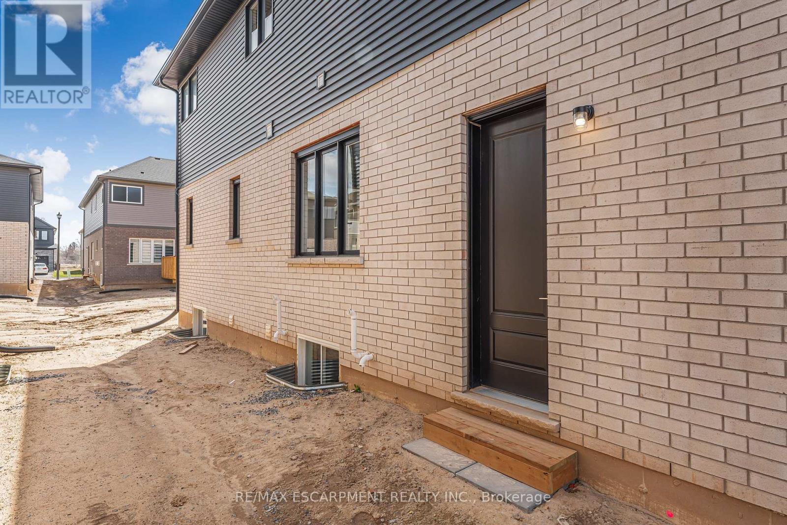 90 Acacia Road, Pelham, Ontario  L0S 1E6 - Photo 50 - X12139911