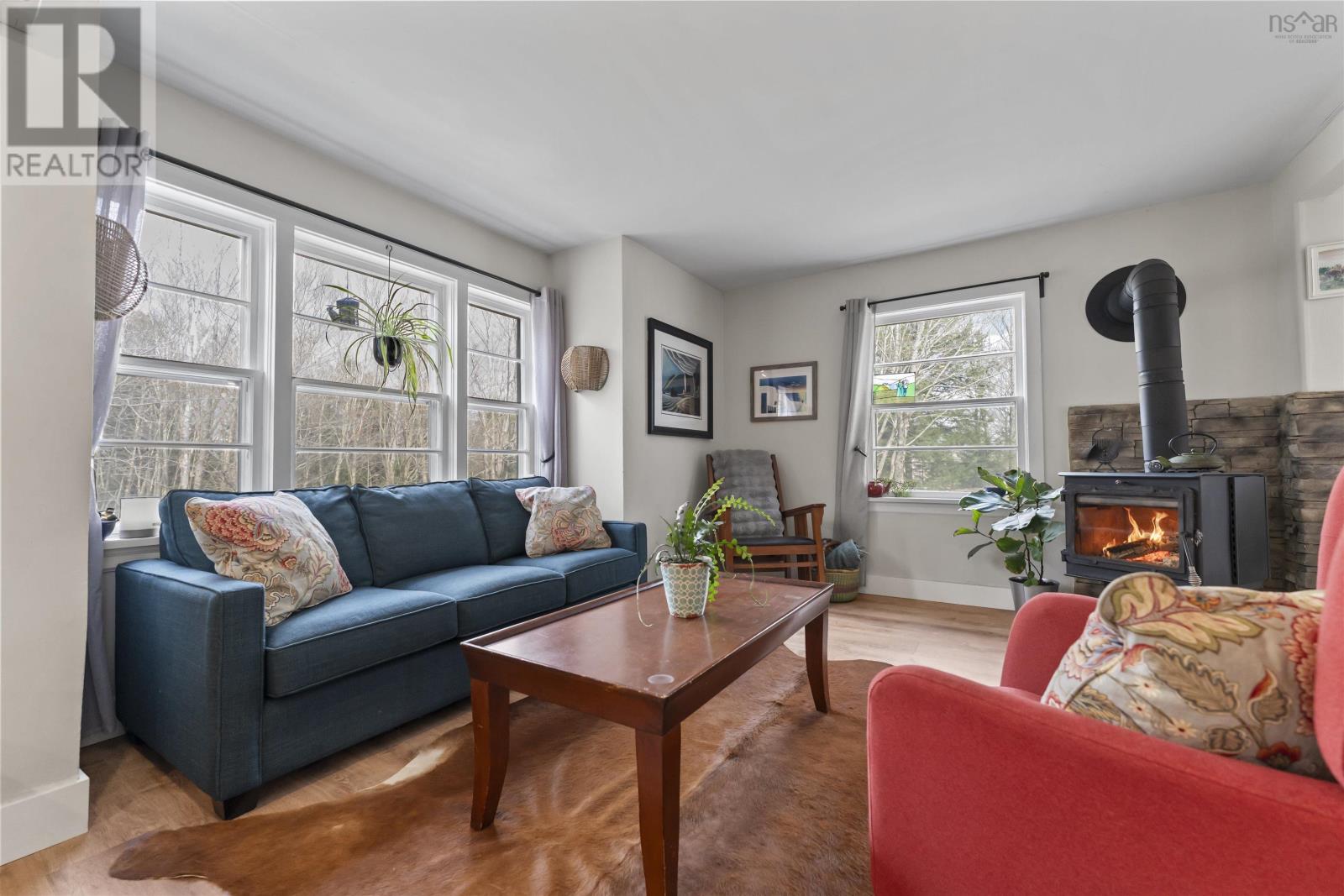Property at 32 Roland Road image 4