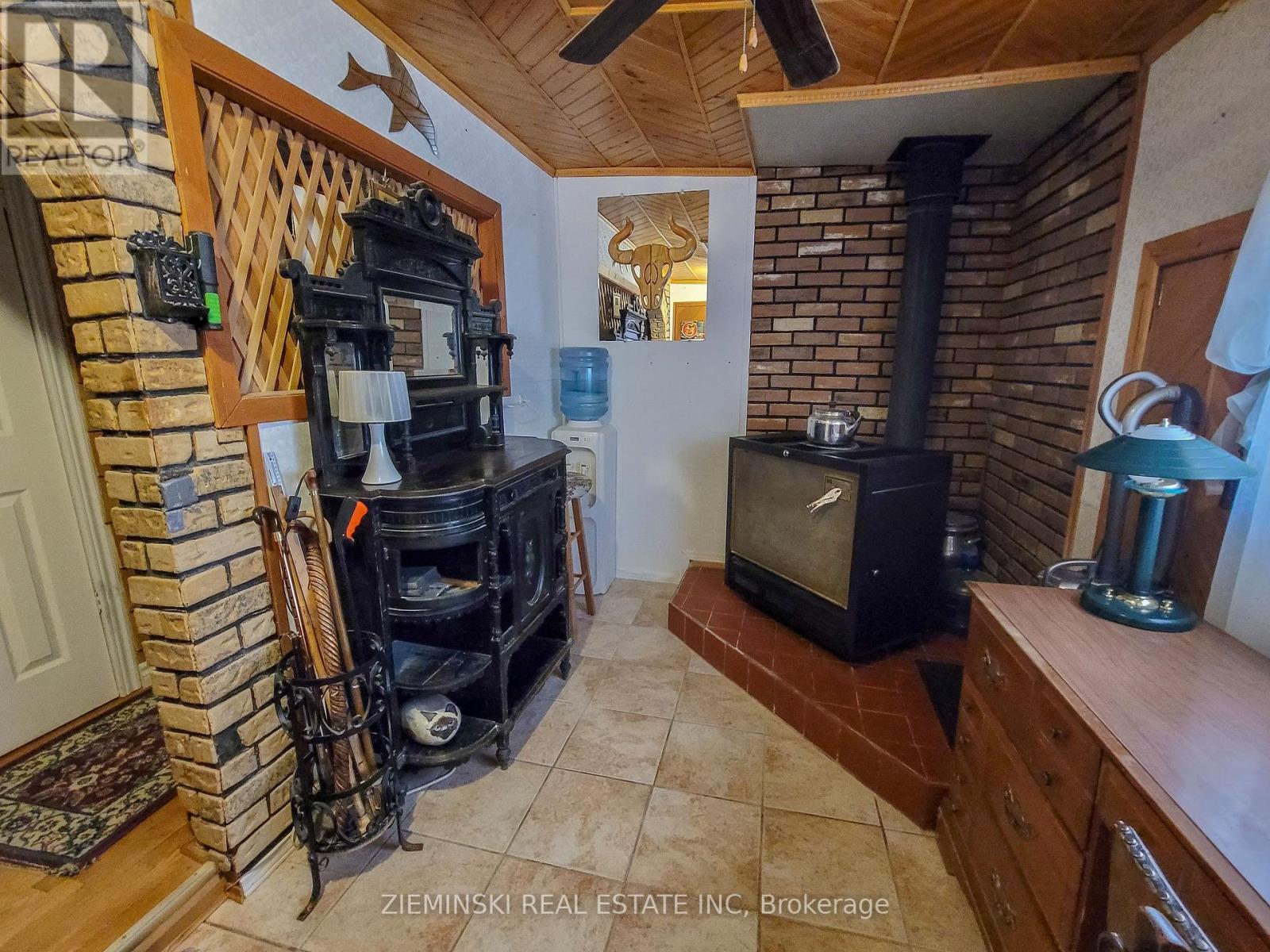 18-8885 Hwy 11 Highway, Iroquois Falls, Ontario P0K 1G0 - Photo 4 - T12139940