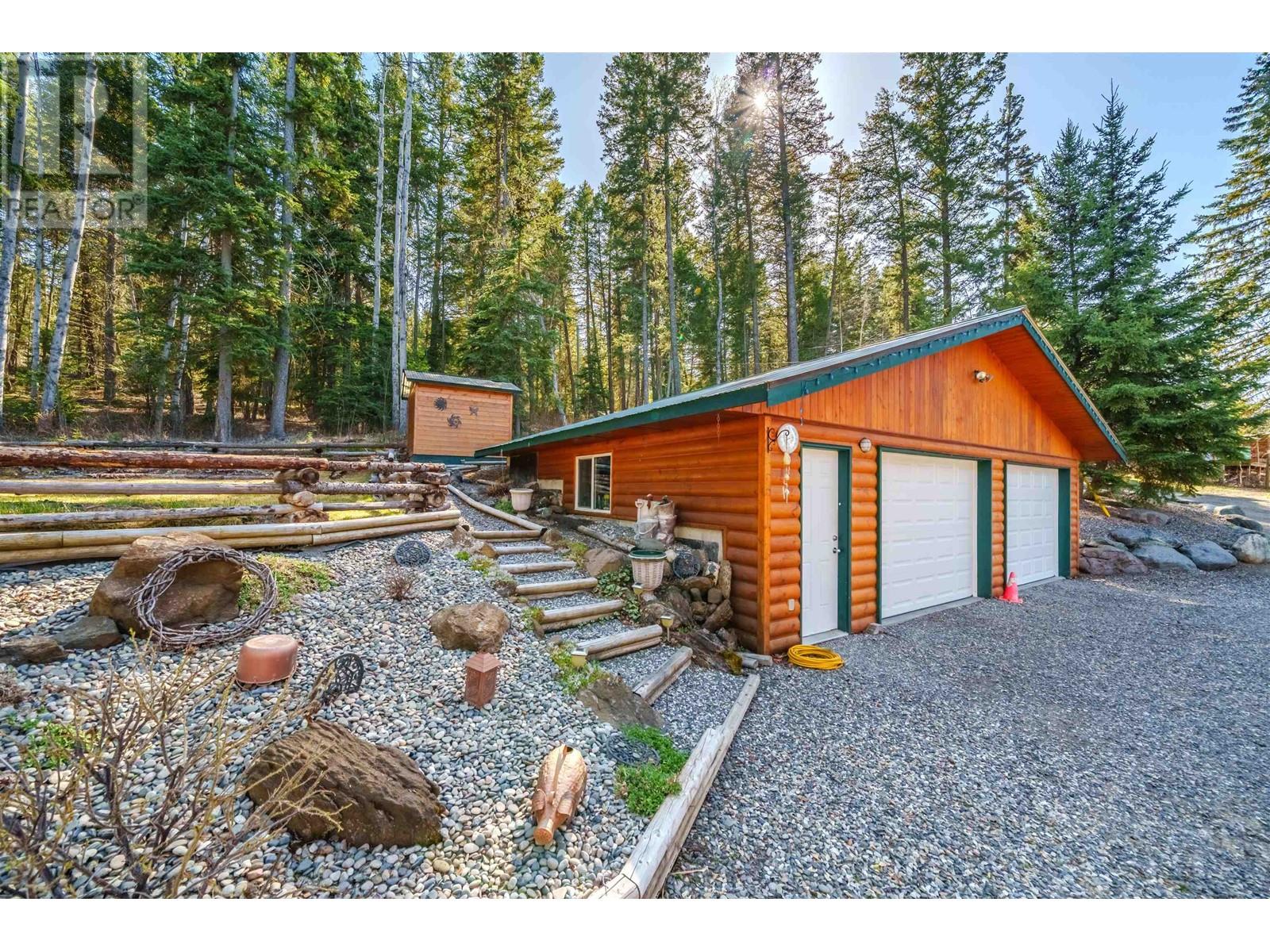 4677 Caverly Road, Lac La Hache, British Columbia  V0K 1T0 - Photo 37 - R2998819