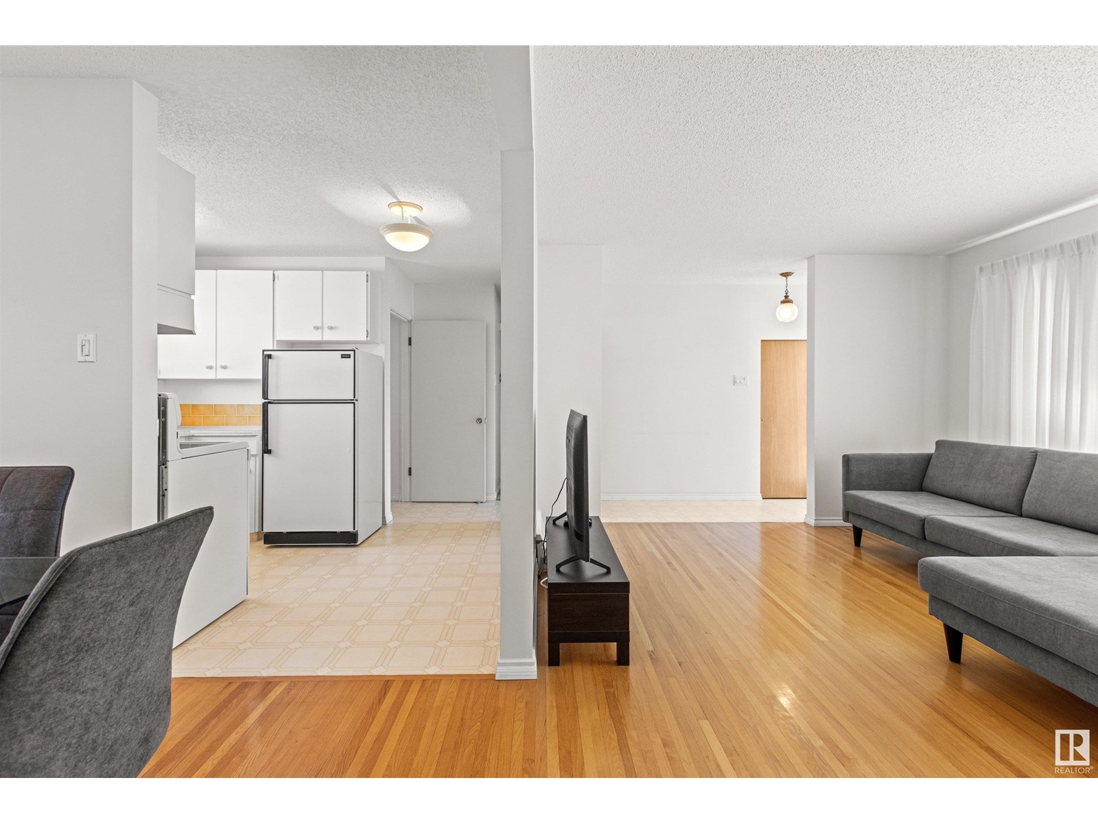 Property at 8416 135A AV NW image 2