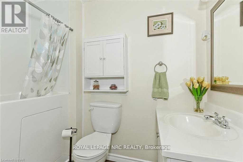 . - 144 Burgar Street S, Welland, Ontario  L3B 2S8 - Photo 17 - X12139947