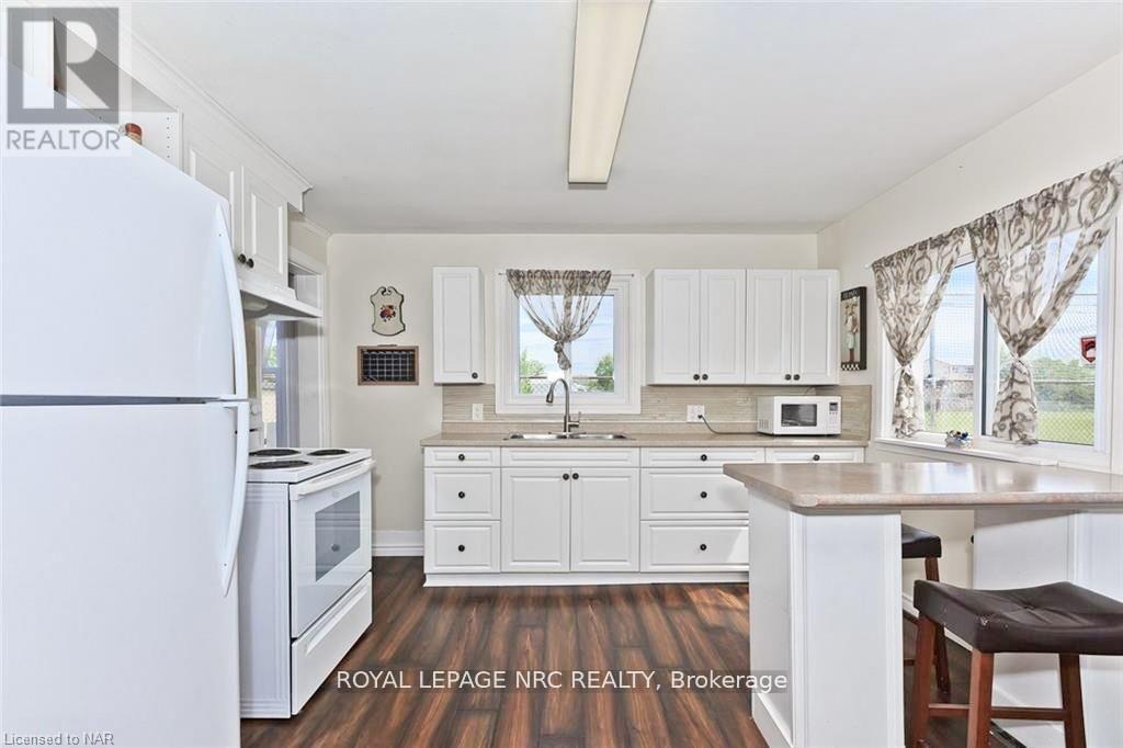 . - 144 Burgar Street S, Welland, Ontario  L3B 2S8 - Photo 5 - X12139947