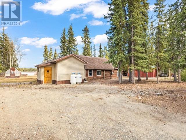 Property at 8 TAGISH RIVER ROAD image 4