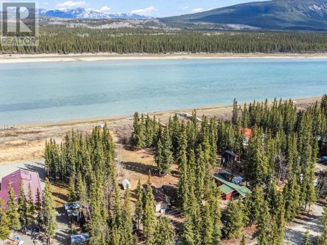 Property at 8 TAGISH RIVER ROAD image 1