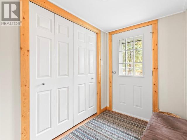 Property at 8 TAGISH RIVER ROAD image 5