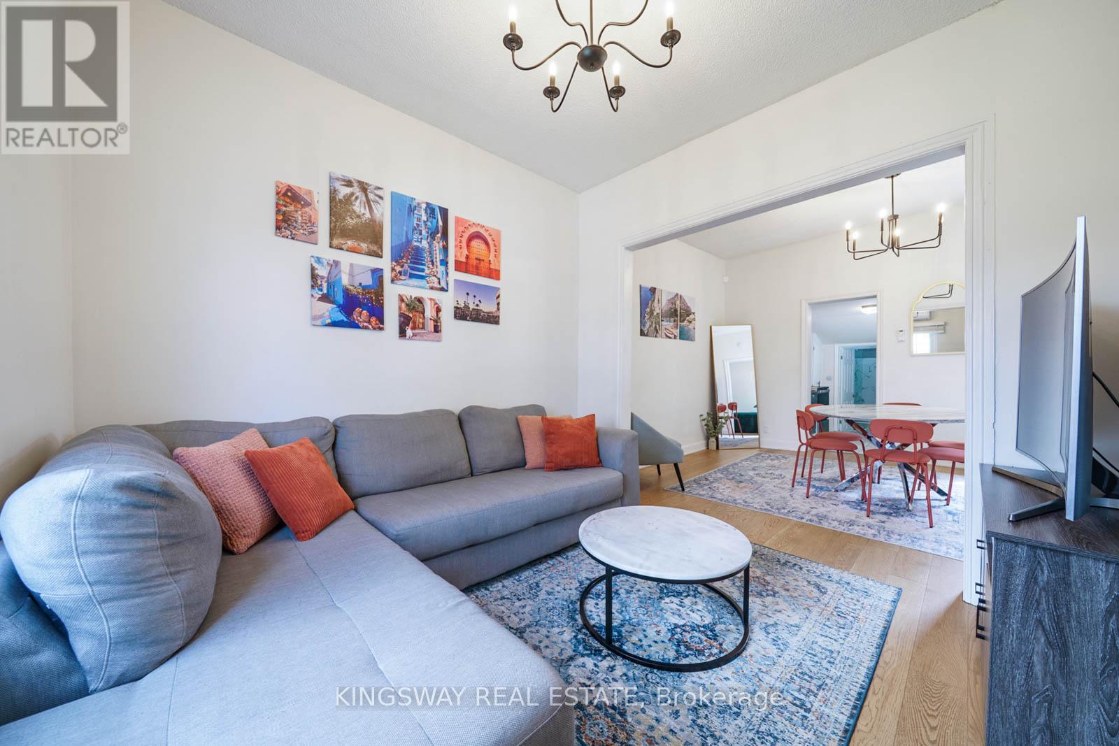 Property at 230 EMERALD STREET N image 3