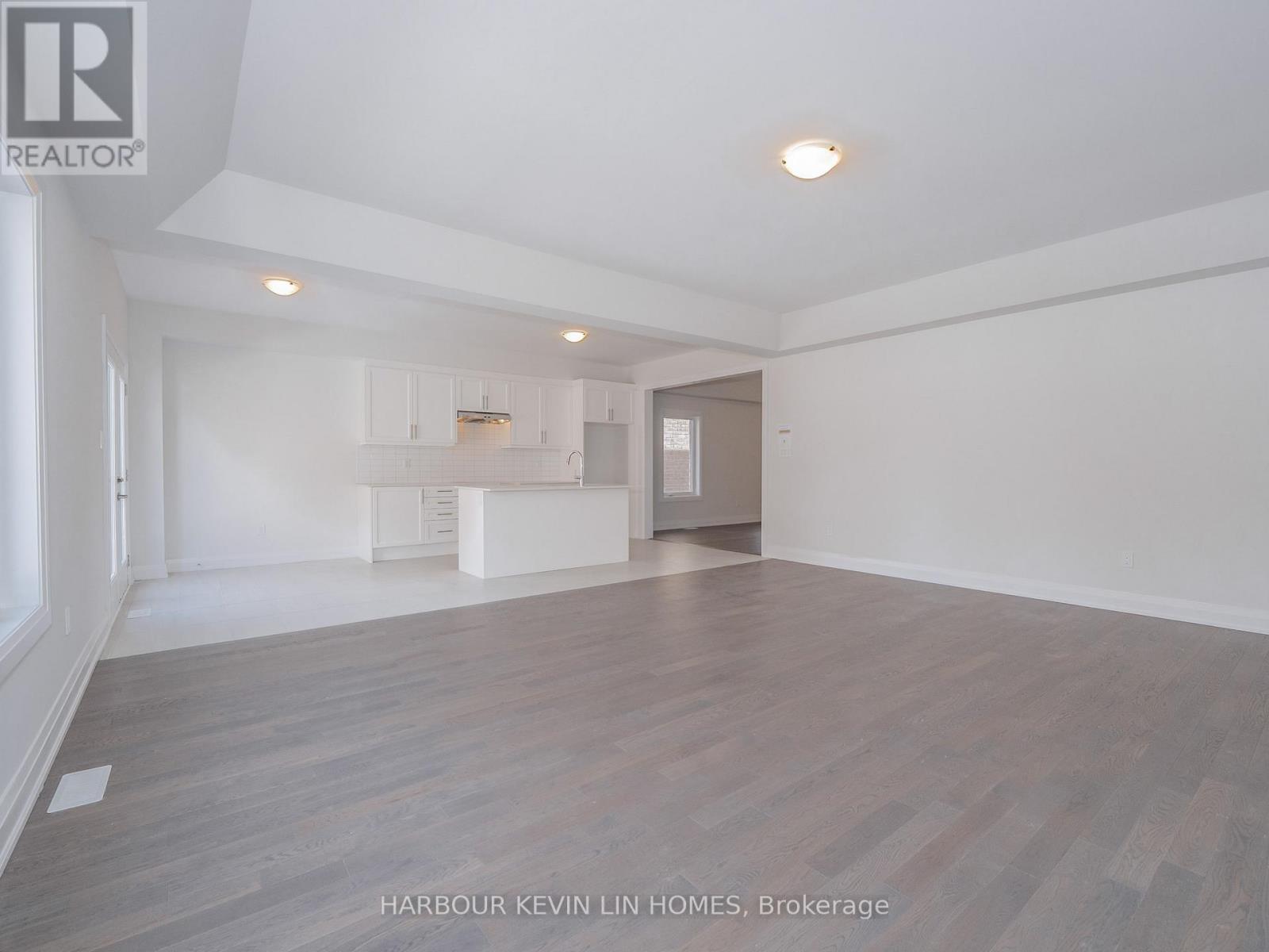 114 Seguin Street, Richmond Hill, Ontario  L4E 1N2 - Photo 17 - N12139964