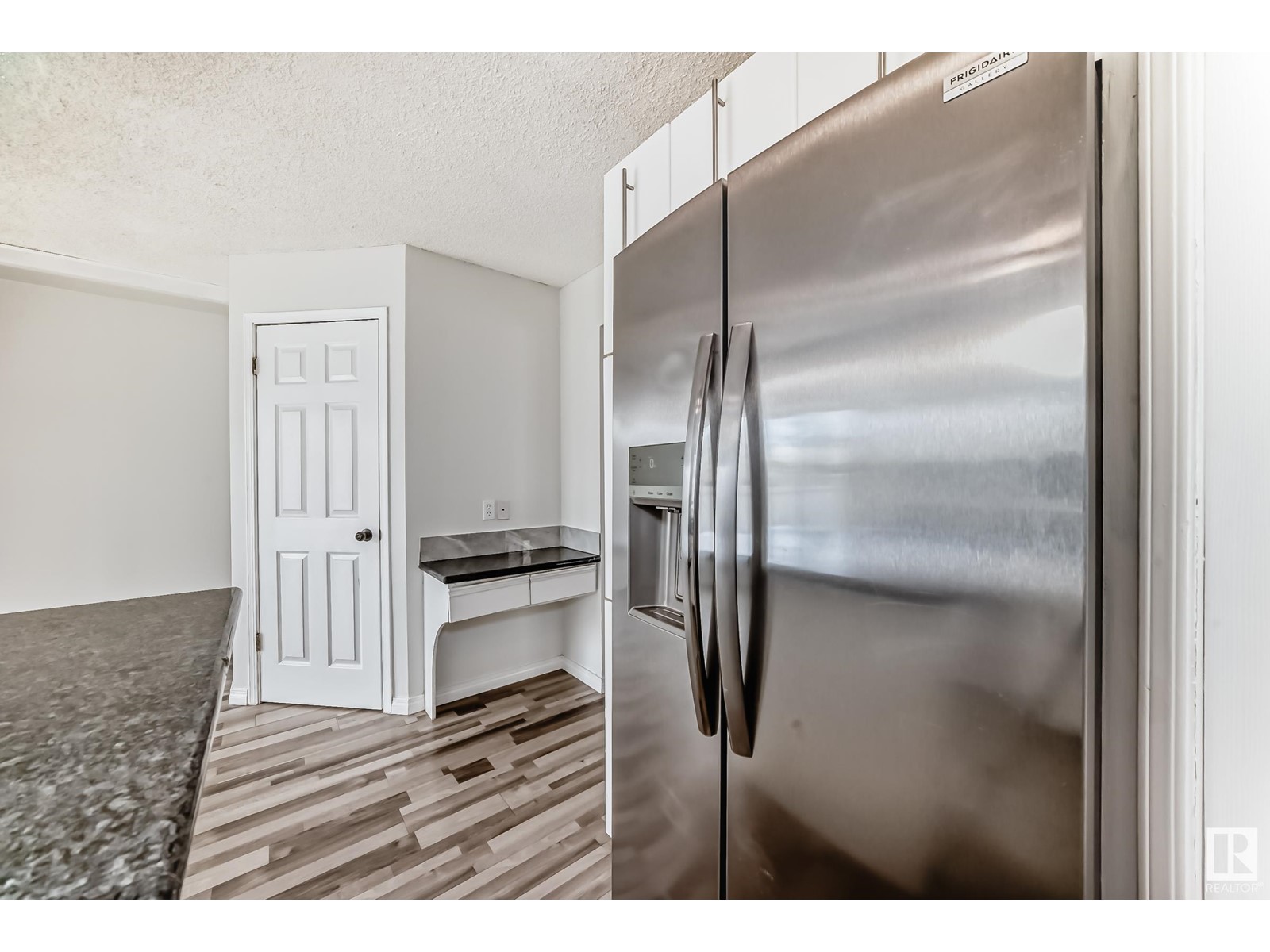 271 River Pt Nw, Edmonton, Alberta  T5A 4Z3 - Photo 12 - E4435827