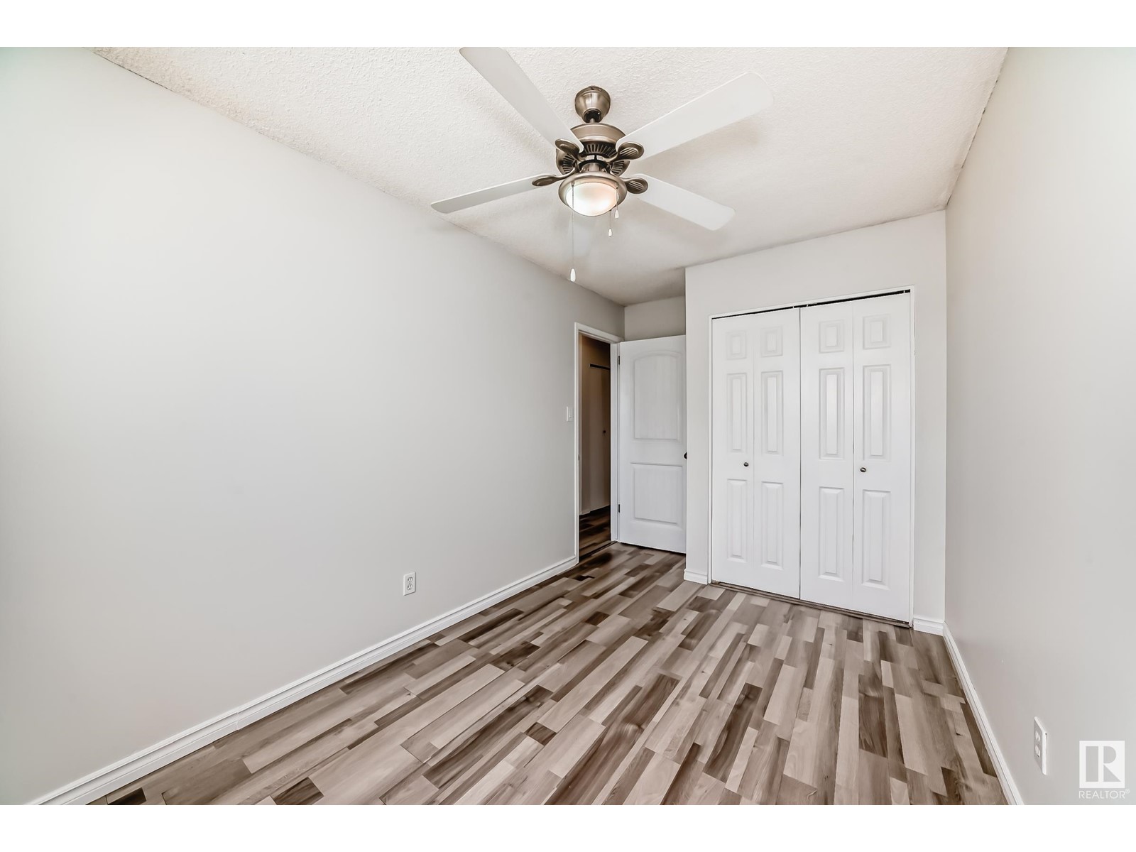 271 River Pt Nw, Edmonton, Alberta  T5A 4Z3 - Photo 28 - E4435827