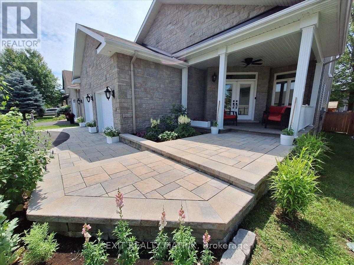 Property at 96 GIROUX STREET image 3