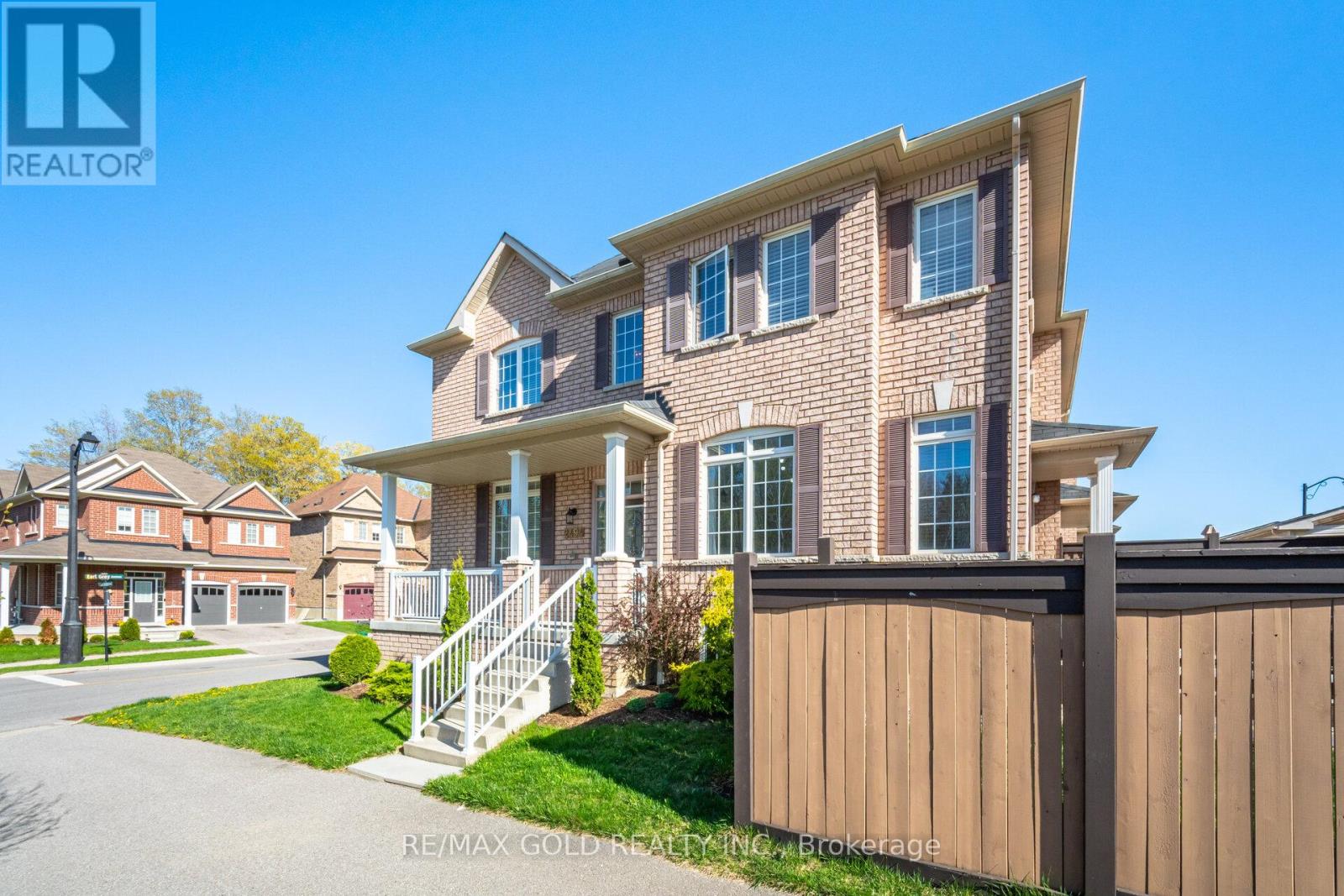 2494 Earl Grey Avenue, Pickering, Ontario  L1X 0B9 - Photo 3 - E12139967