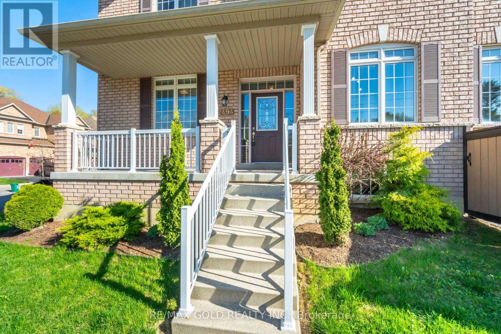 2494 Earl Grey Avenue, Pickering, Ontario  L1X 0B9 - Photo 4 - E12139967