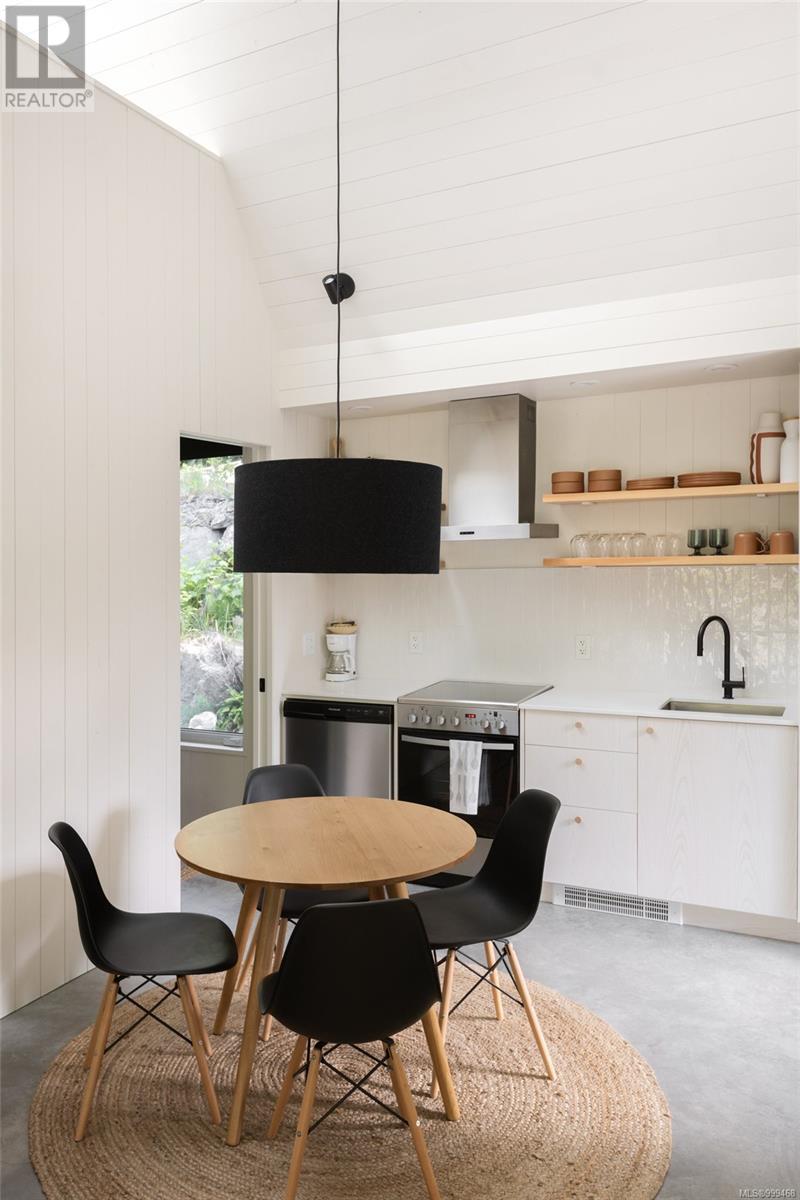 15 6504 Powder Main Rd, Port Renfrew, British Columbia  V0S 1K0 - Photo 10 - 999468