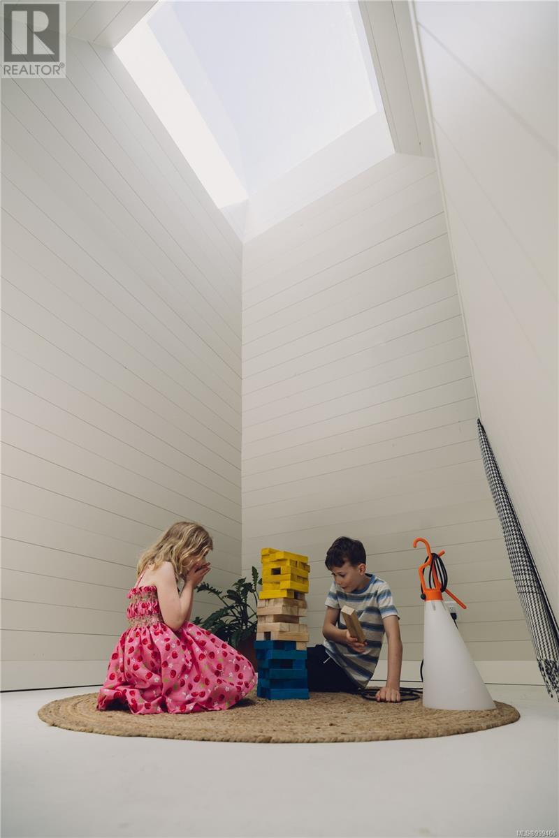 15 6504 Powder Main Rd, Port Renfrew, British Columbia  V0S 1K0 - Photo 34 - 999468