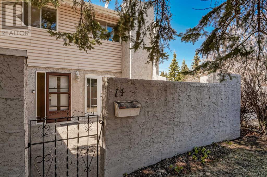 Property at 14, 4915 45 Street SW image 2