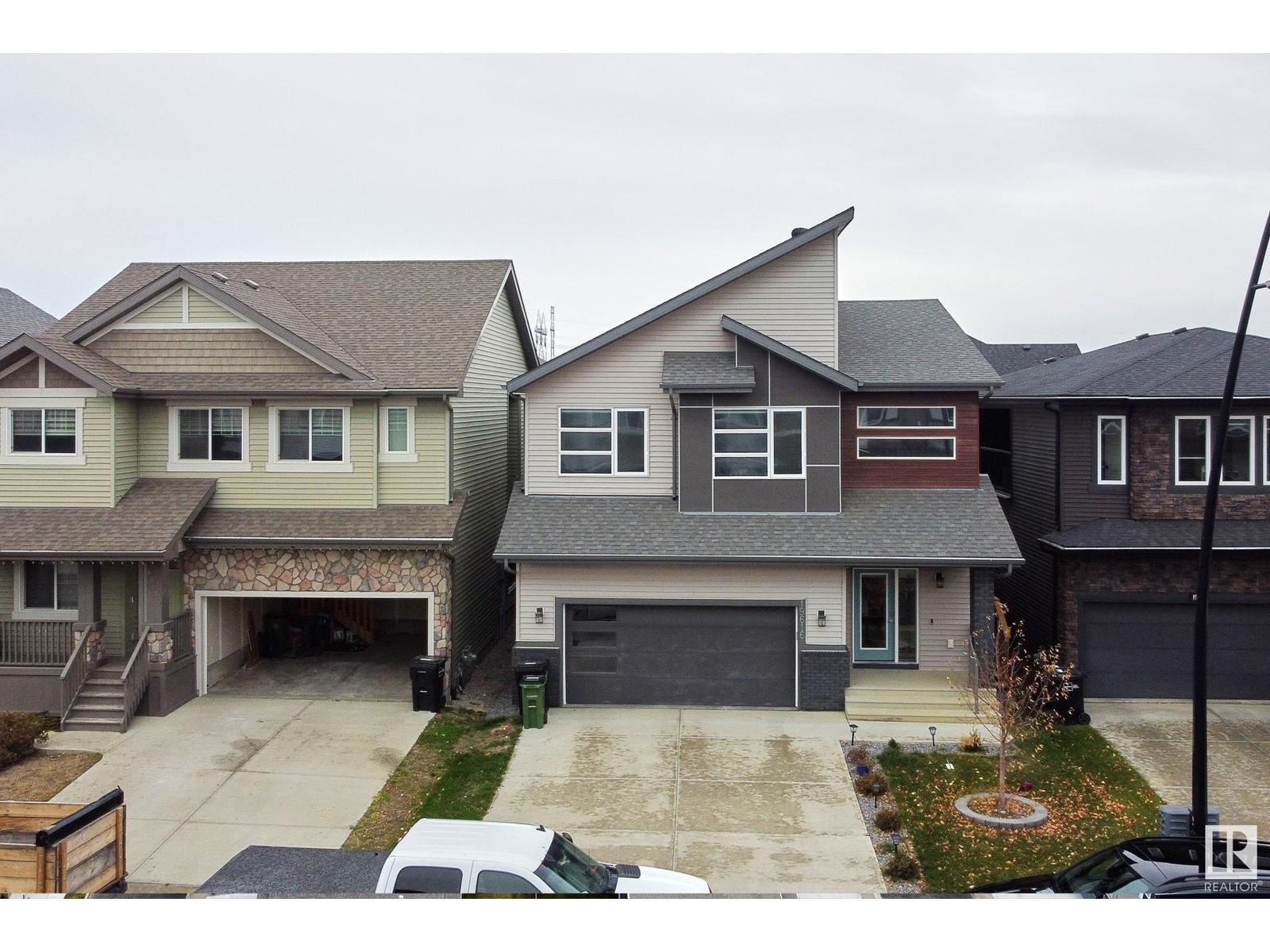19616 26 Av Nw, Edmonton, Alberta  T6M 0X4 - Photo 3 - E4435831