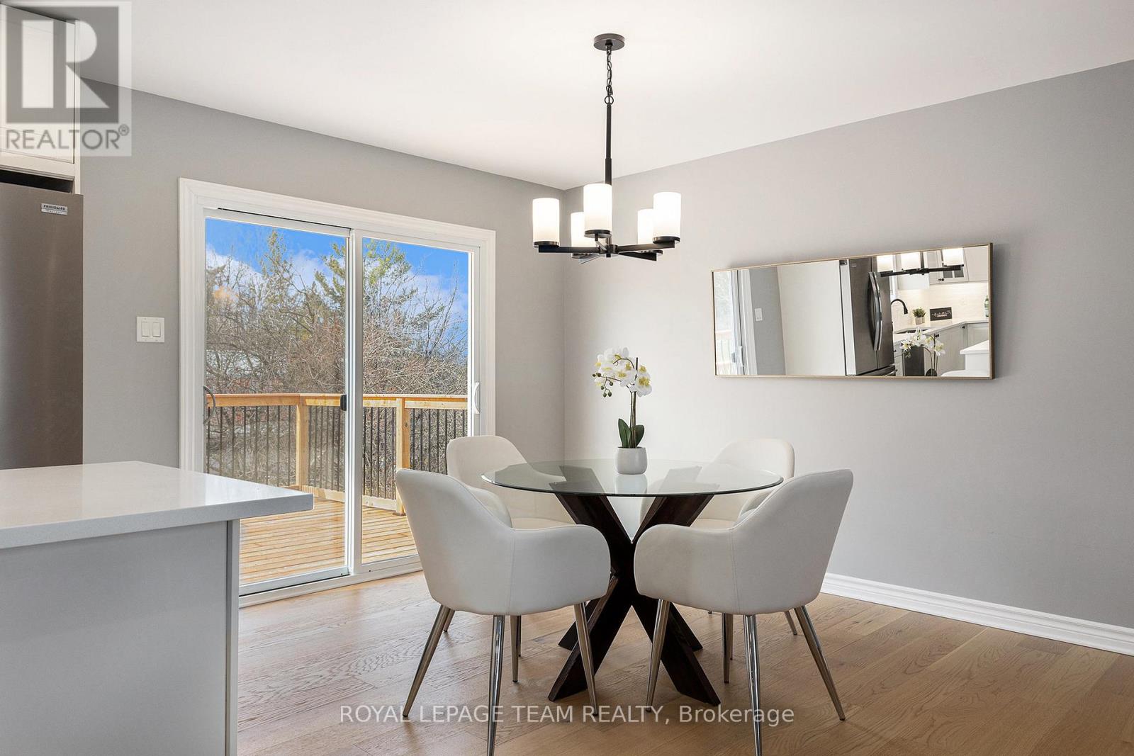 164 Pinegrove Road, Mcnab/braeside, Ontario  K7S 3G8 - Photo 6 - X12102769