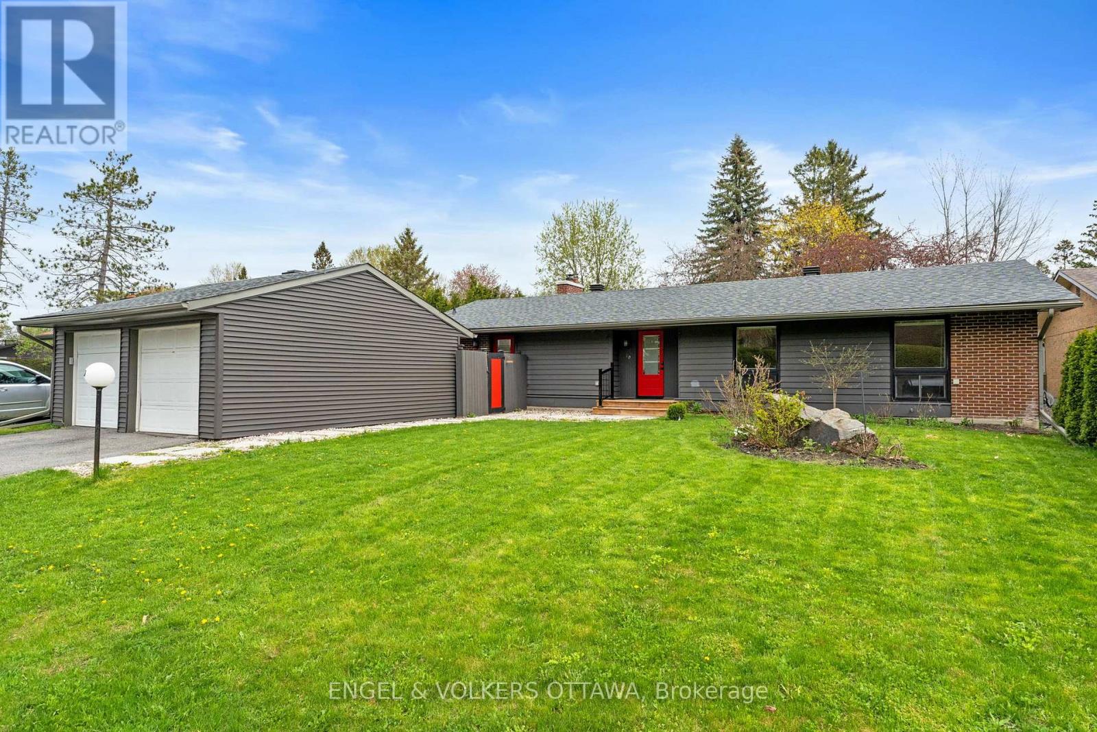 Property at 70 VARLEY DRIVE image 1