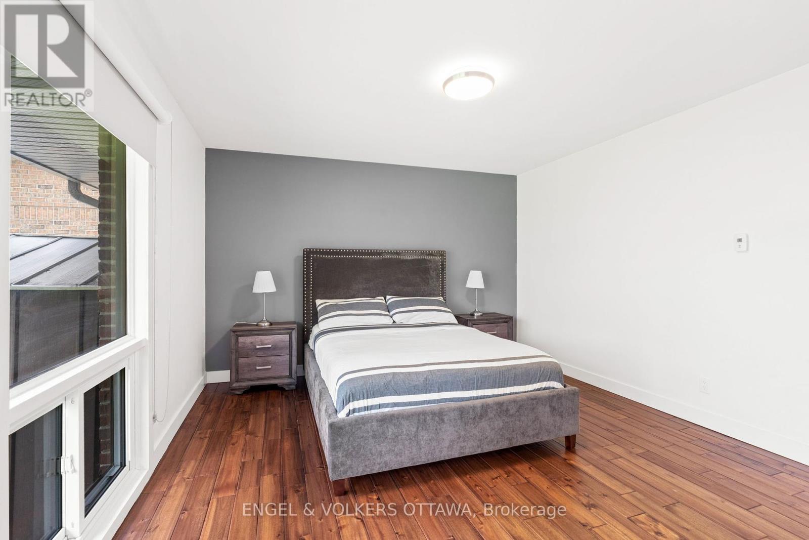 70 Varley Drive, Ottawa, Ontario  K2K 1H2 - Photo 23 - X12139985