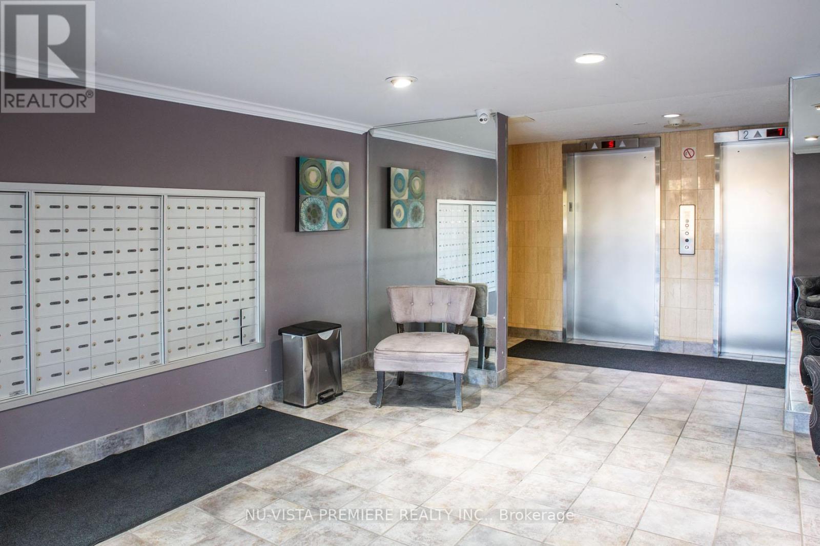 Property at 809 - 600 GRENFELL DRIVE image 3