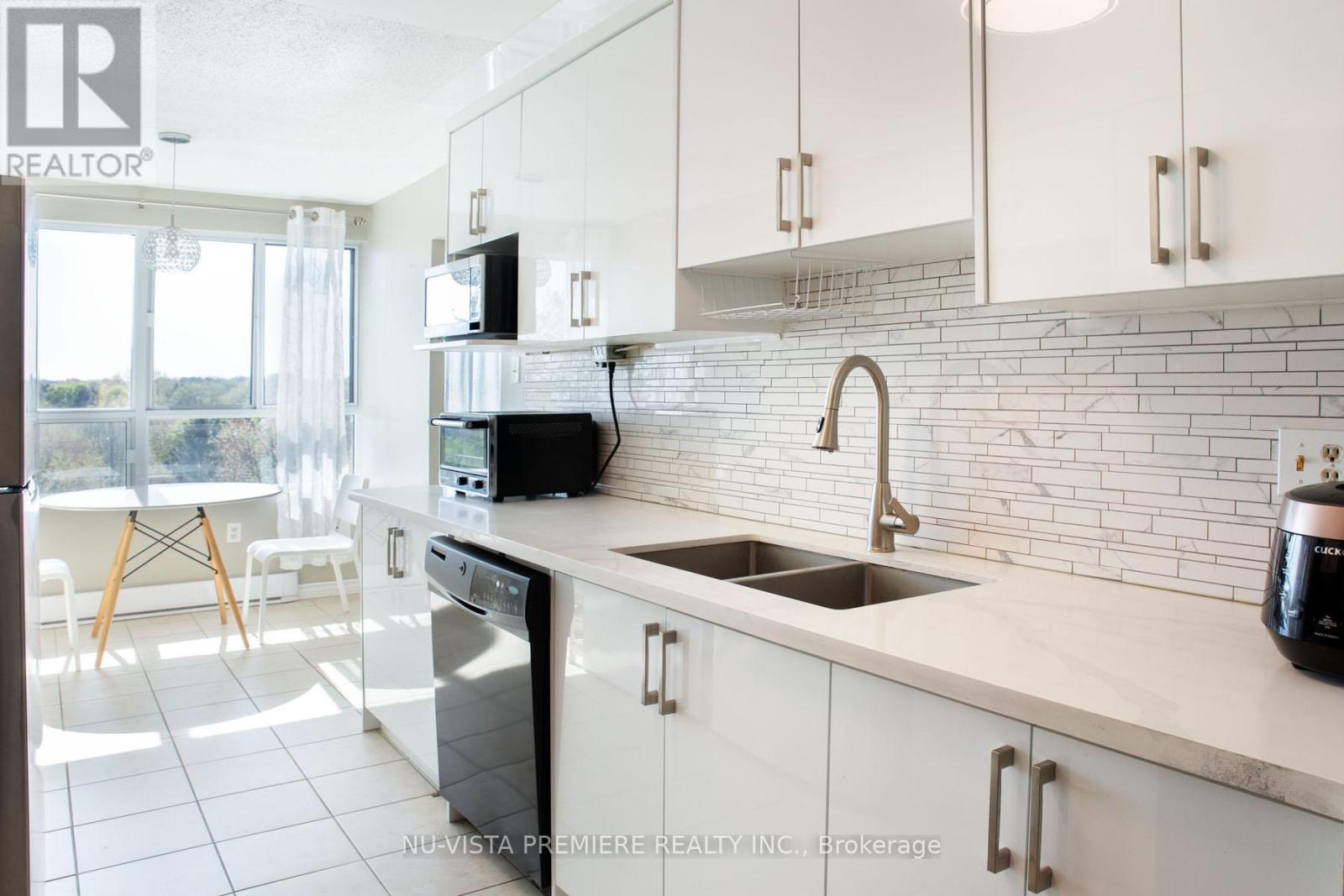 809 - 600 Grenfell Drive, London North (North C), Ontario  N5X 2R8 - Photo 7 - X12139999
