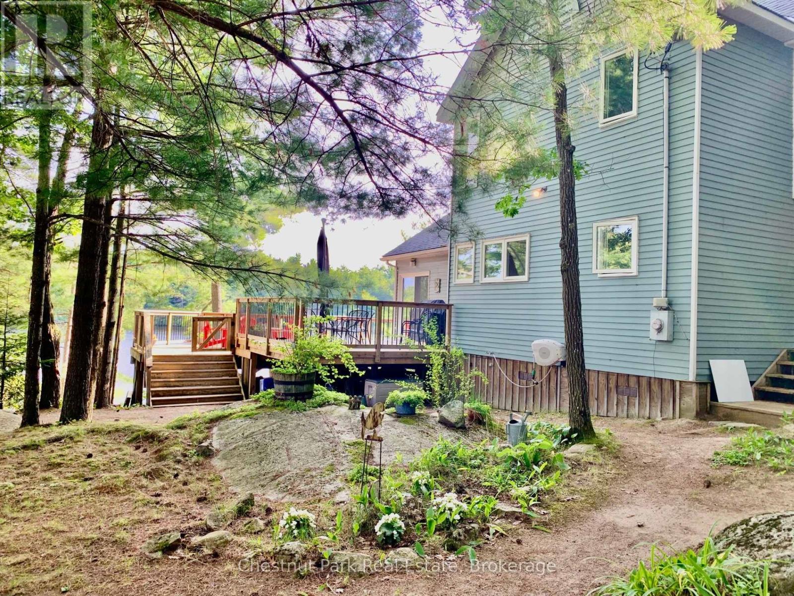 1049 Route 11 Road E, Gravenhurst, Ontario  P1P 1R3 - Photo 7 - X12139989