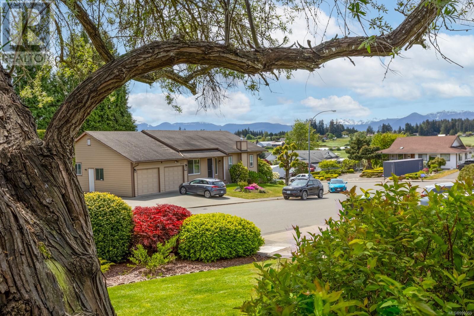 875 Deal St, Comox, British Columbia  V9M 1B1 - Photo 69 - 999359
