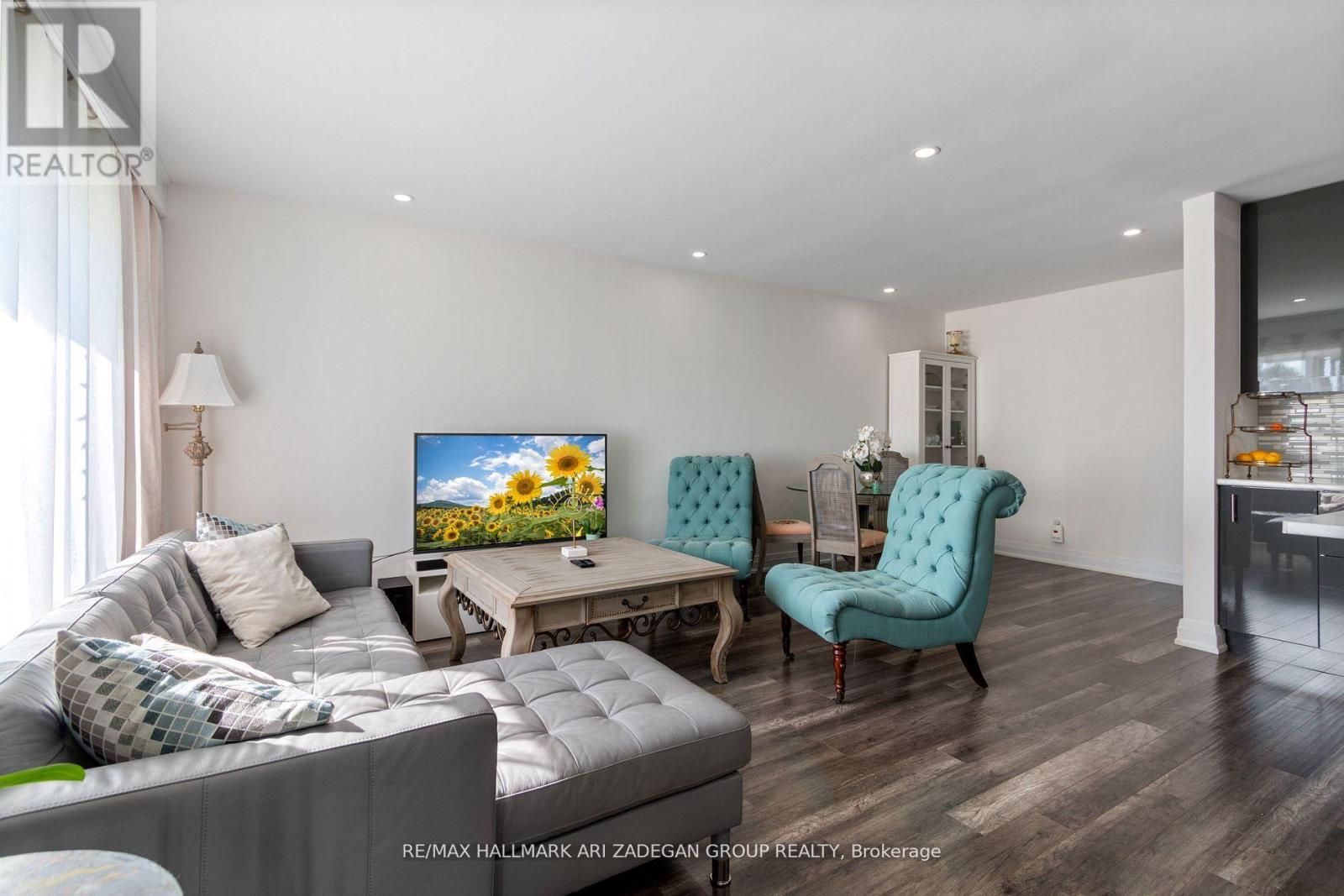 Mf - 149 Septonne Avenue, Newmarket, Ontario  L3Y 2W4 - Photo 5 - N12139995