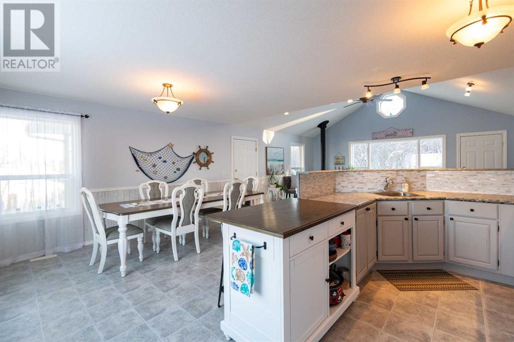 39 Front Street, White Sands, Alberta  T0C 2L0 - Photo 12 - A2193492