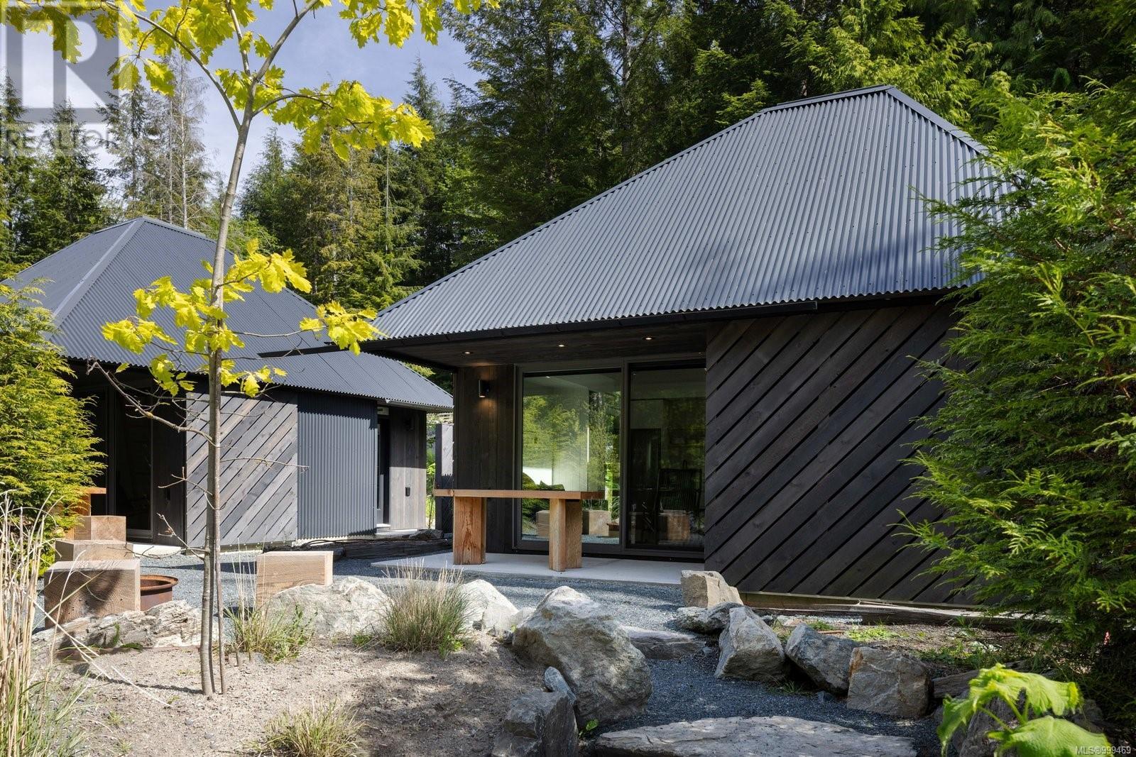 17 6504 Powder Main Rd, Port Renfrew, British Columbia