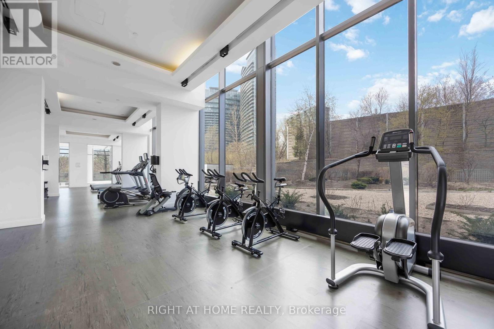 2205 - 90 Park Lawn Road, Toronto, Ontario  M8Y 0B6 - Photo 24 - W12115950