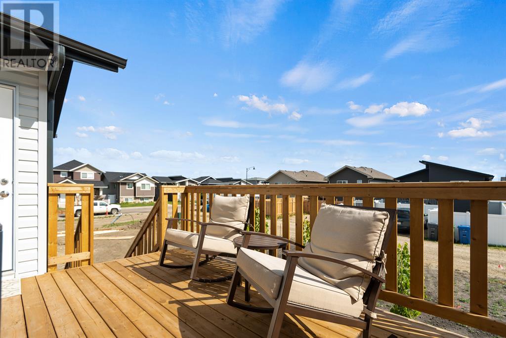 111 Livingston Close, Red Deer, Alberta  T4R 0S9 - Photo 26 - A2210231
