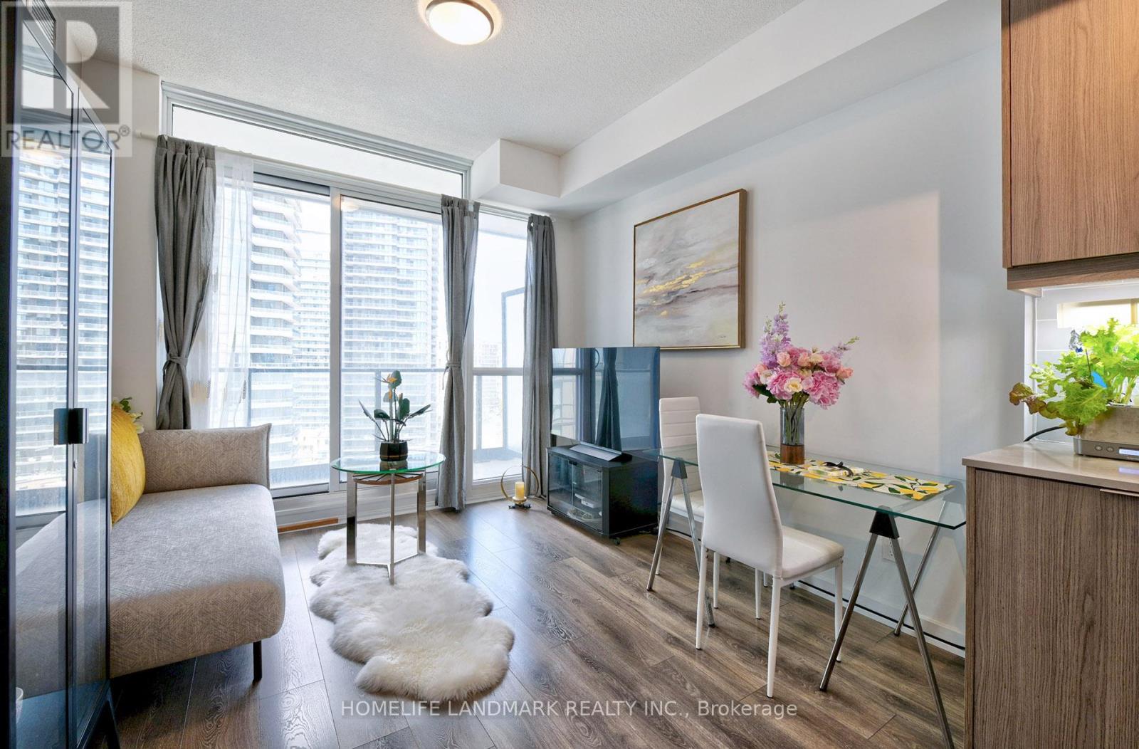 1103 - 32 Forest Manor Road, Toronto, Ontario  M2J 0H2 - Photo 6 - C12140002