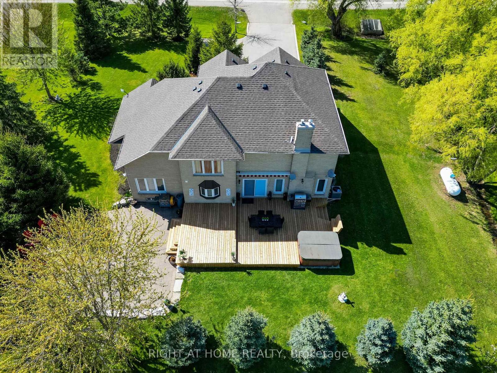 13250 Tenth Side Road, Halton Hills, Ontario  L7G 4S5 - Photo 32 - W12140000