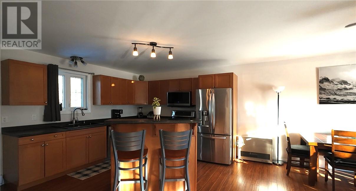 15 Bay Street, Mindemoya, Ontario  P0P 1S0 - Photo 4 - 2120893