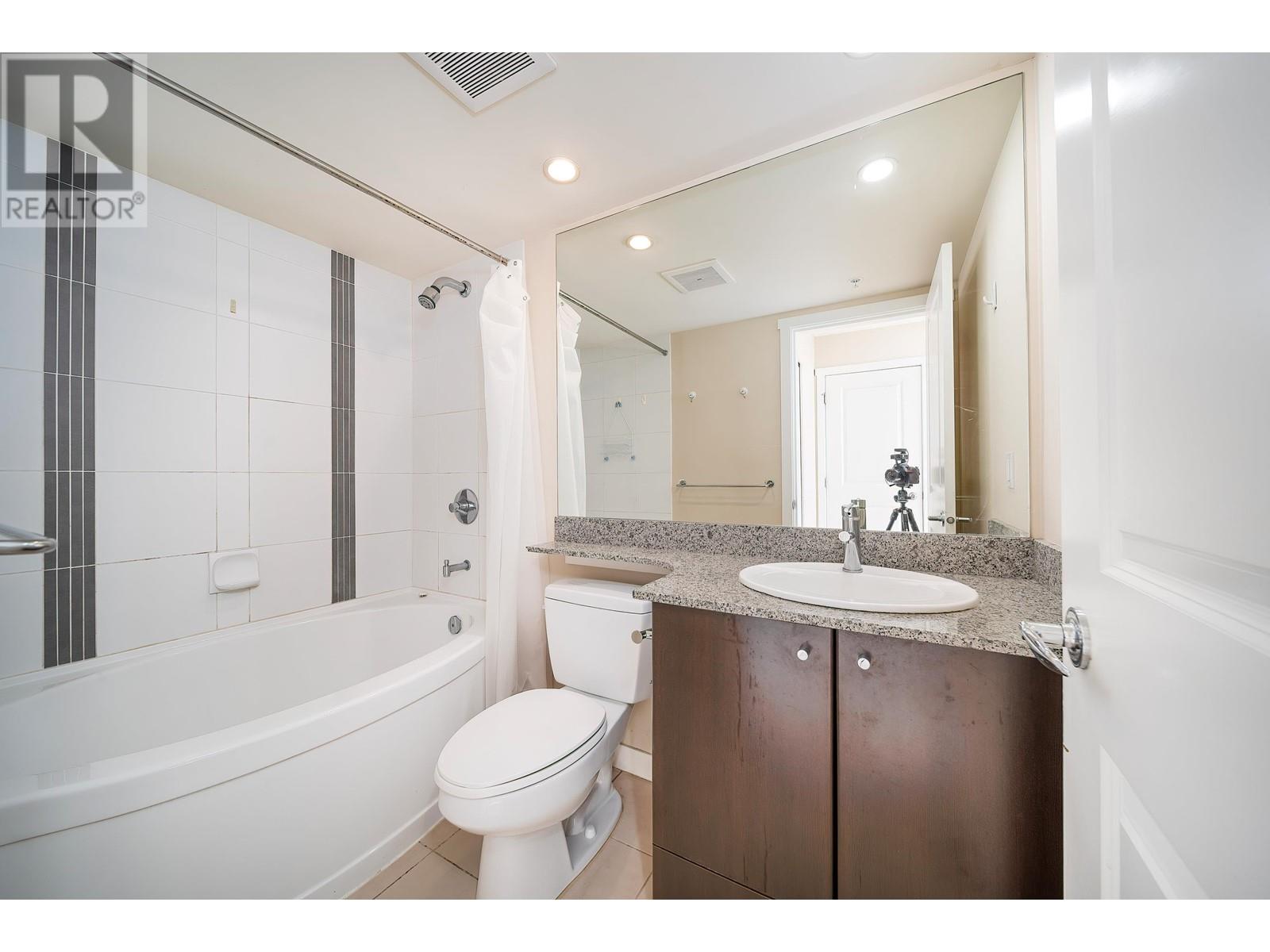 1701 5088 Kwantlen Street, Richmond, British Columbia  V6X 4K5 - Photo 11 - R2979495