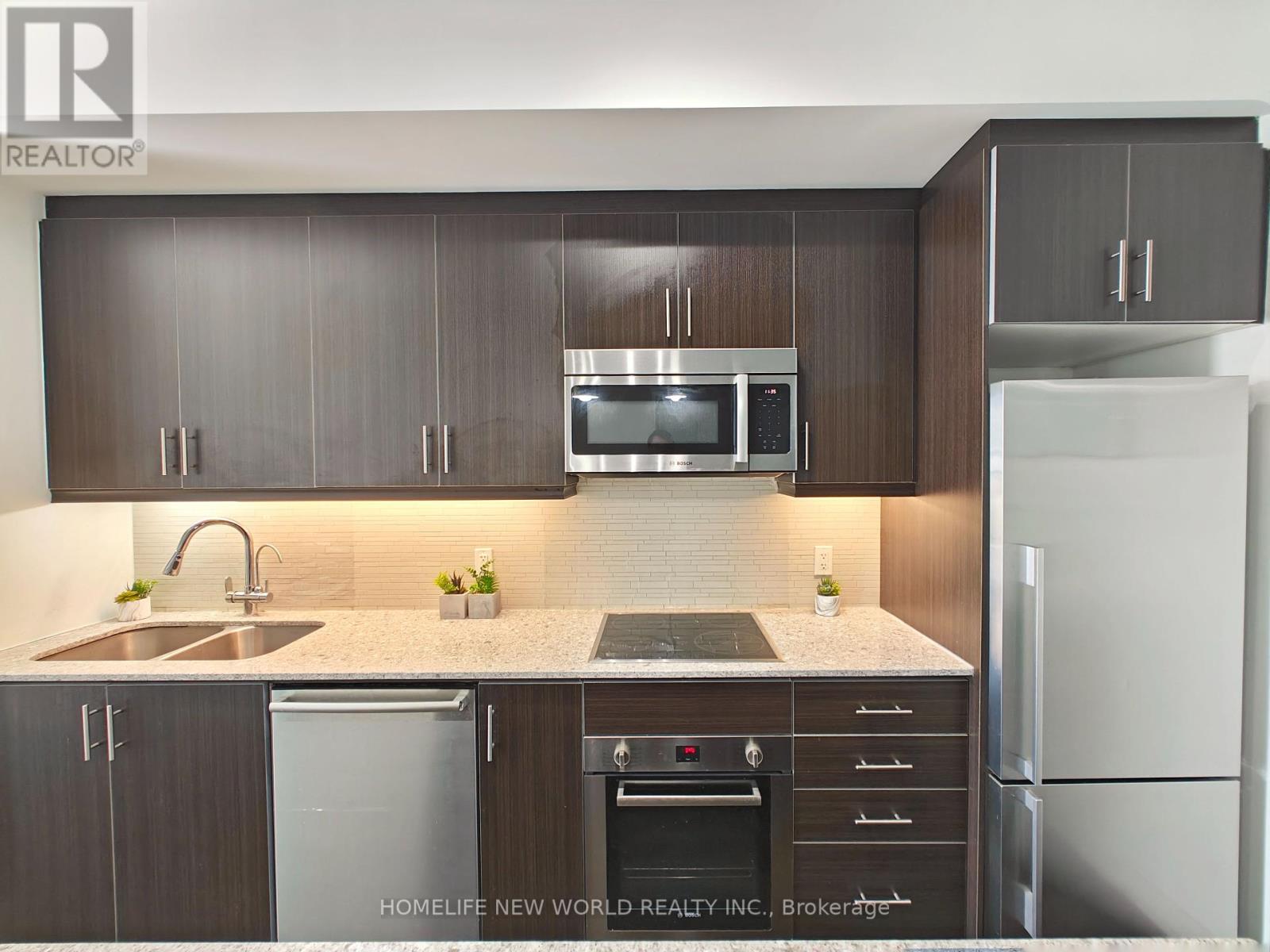 1301 - 1 The Esplanade, Toronto, Ontario  M5E 0A8 - Photo 2 - C12140008